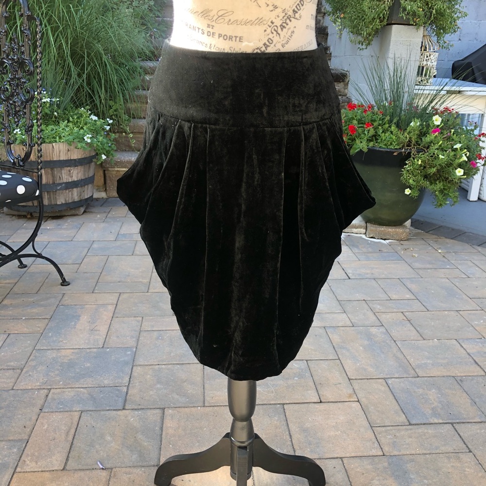 French Connection skirt with pockets